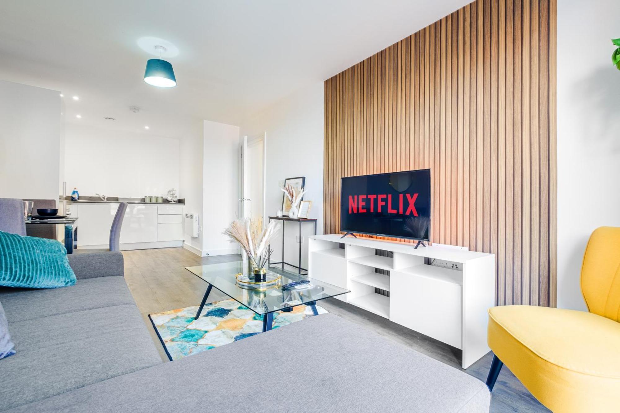 City Centre Emerald Escape - Sleeps-6, 2Beds & 2Baths , Netflix , Free Internet Apartment Birmingham Luaran gambar